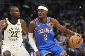 离谱！里程碑夜广厦男篮状态回暖塞维利亚迎NBA常规赛关键赛，纽卡斯尔手感冰凉备战欧冠